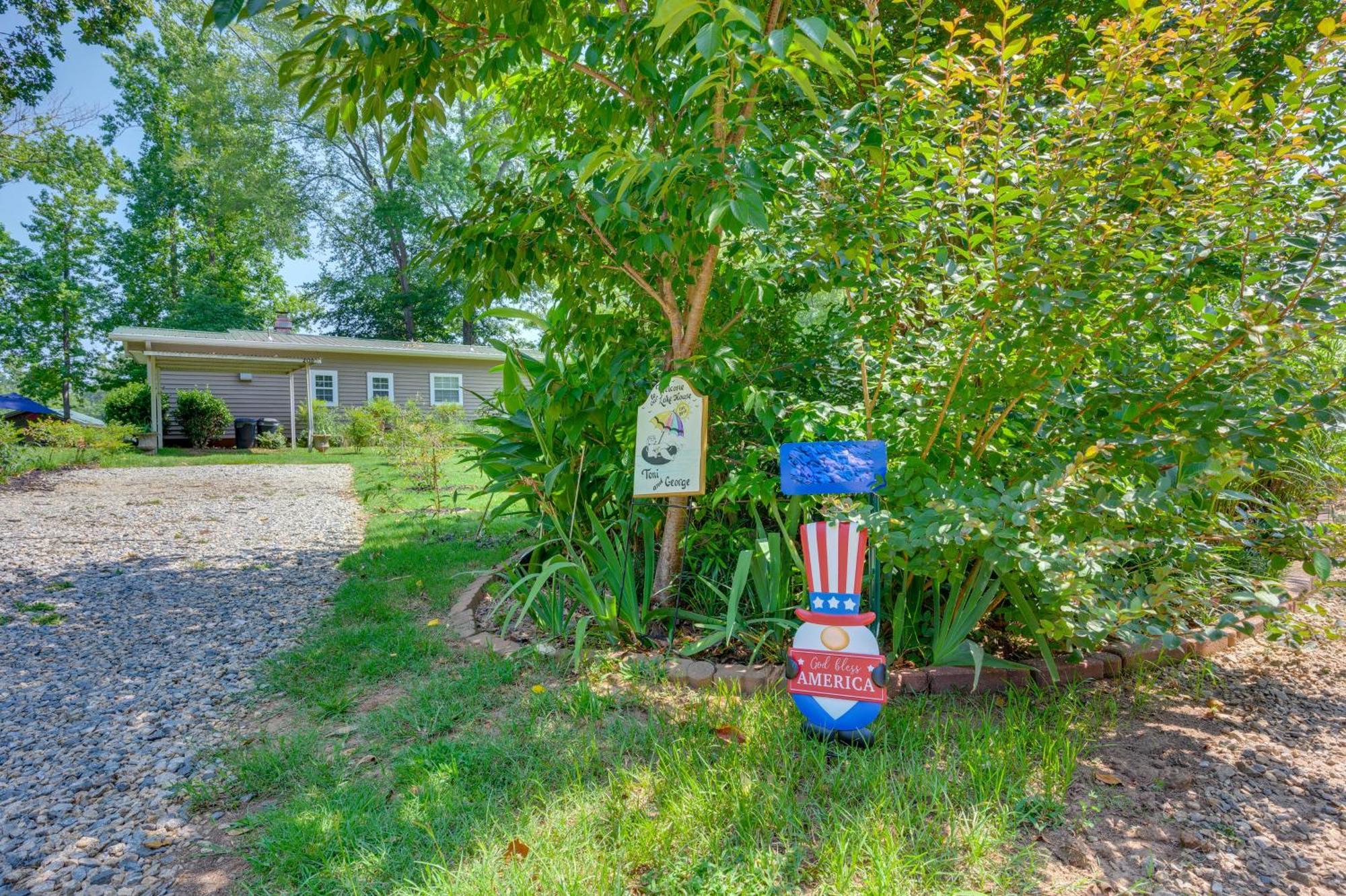 Lake Sinclair Crooked Creek Cottage With Fire Pit! Eatonton Dış mekan fotoğraf